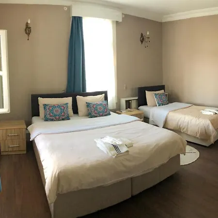 Antik Hotel *